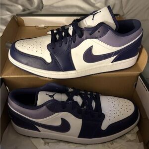 Nike Men's White and purple Sneakers